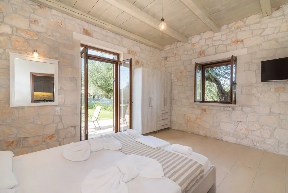 Green Stone Villa