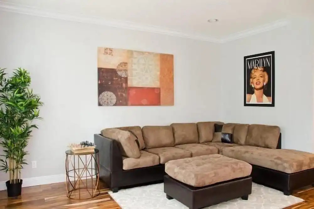 LA022 4 Bedroom Holiday home By Senstay