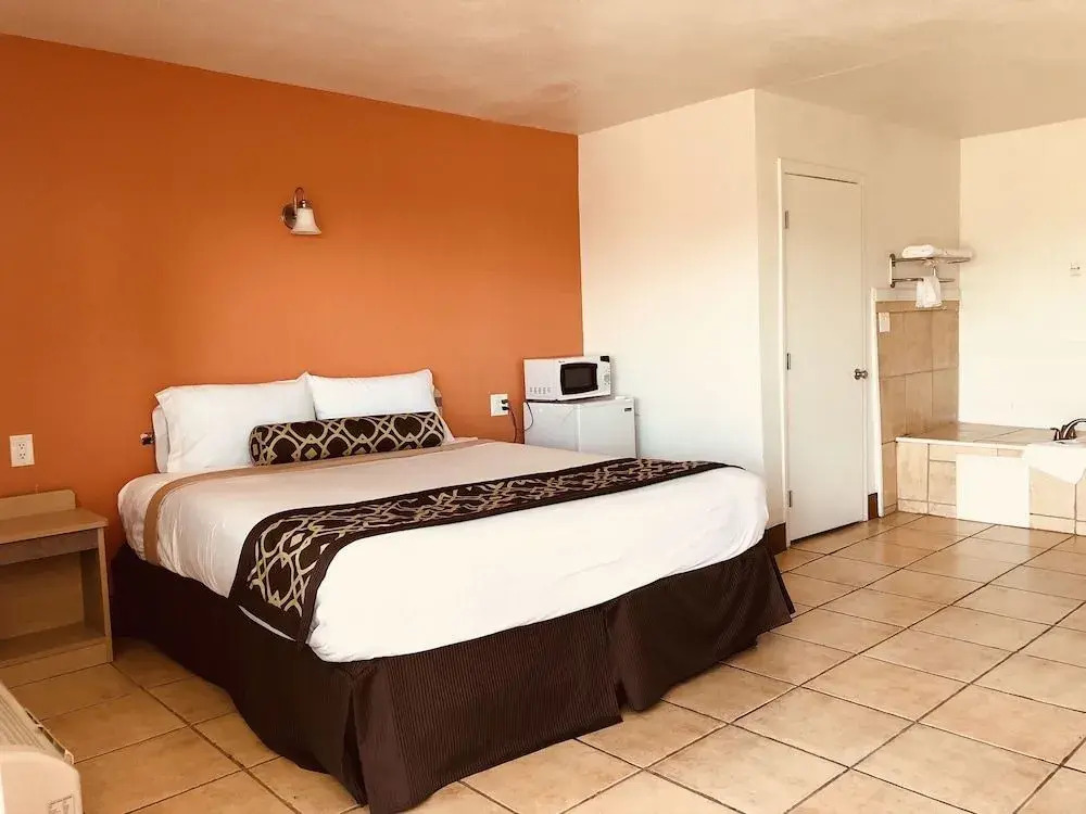 New American Inn & Suites