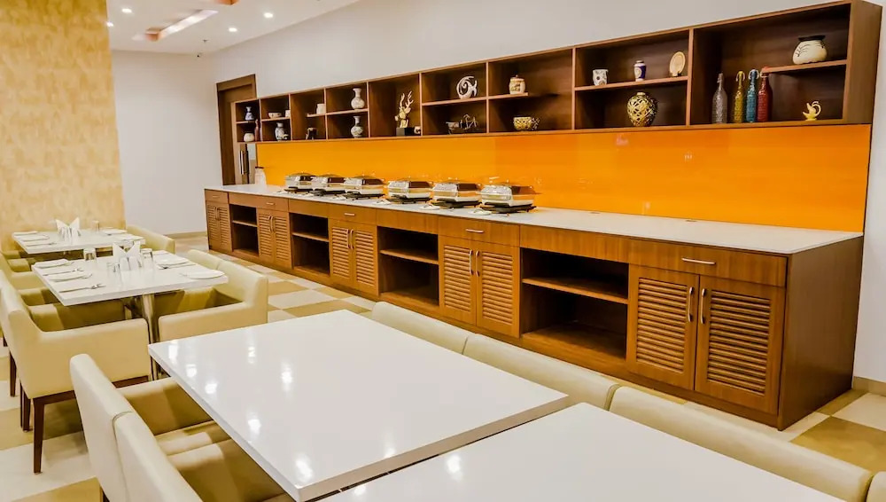 The Altruist Navi Mumbai Hotel