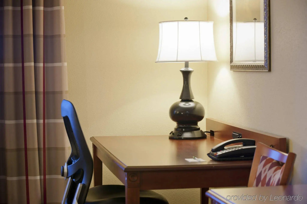 Four Points by Sheraton Bedford Manchester Airport