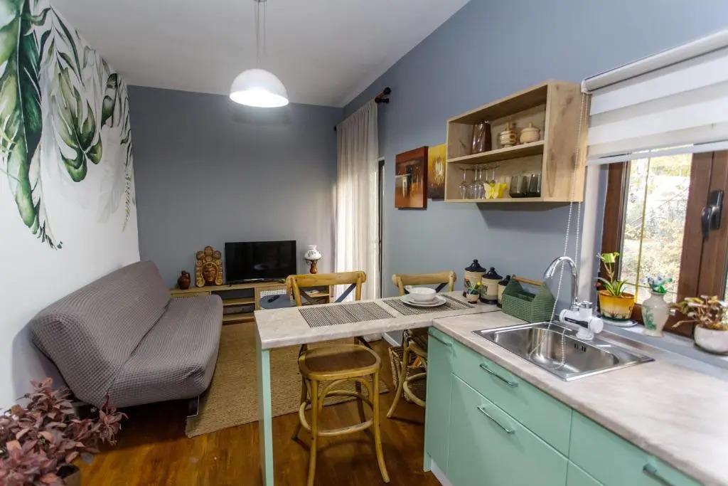 Studio Apartments Villa 24