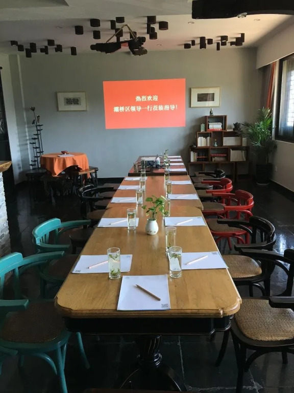 Shiyuan Dengying Inn