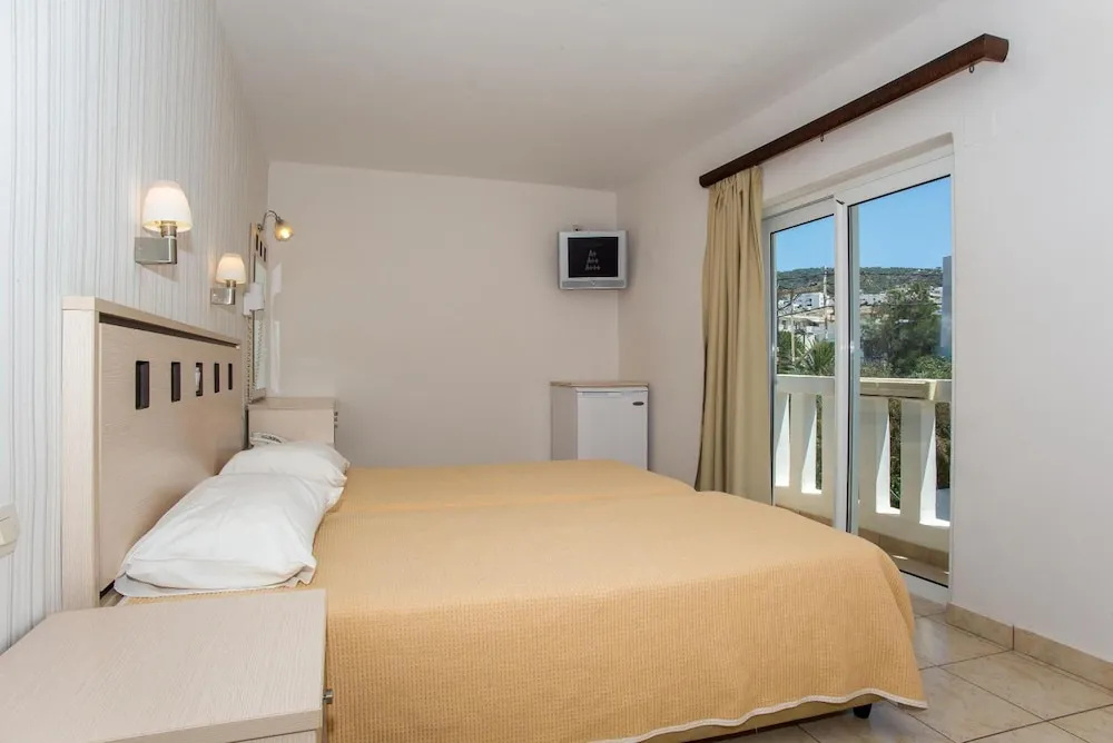 Sunrise Hotel
