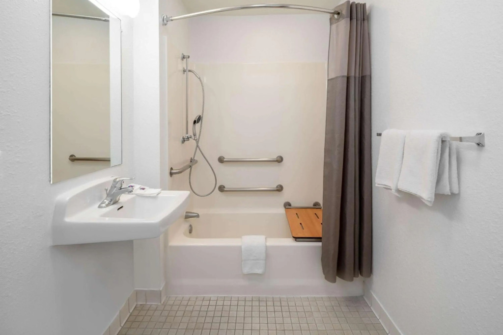 Motel 6-Ventura, CA - South