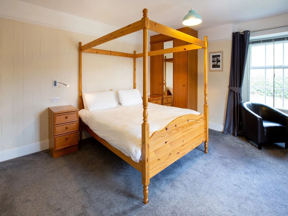 Padarn Hotel