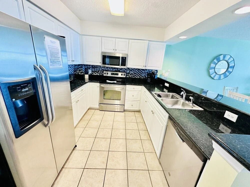 Bluewater Keyes 903 3 Bedroom Condo by RedAwning, North Myrtle Beach