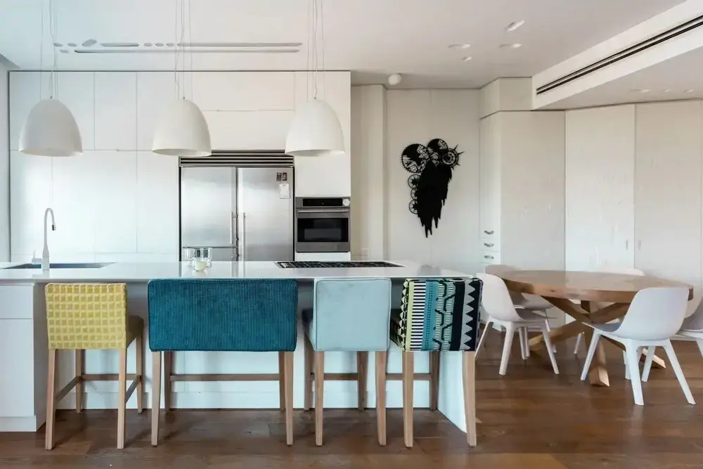 Inspiring Rabin Square Penthouse Museum