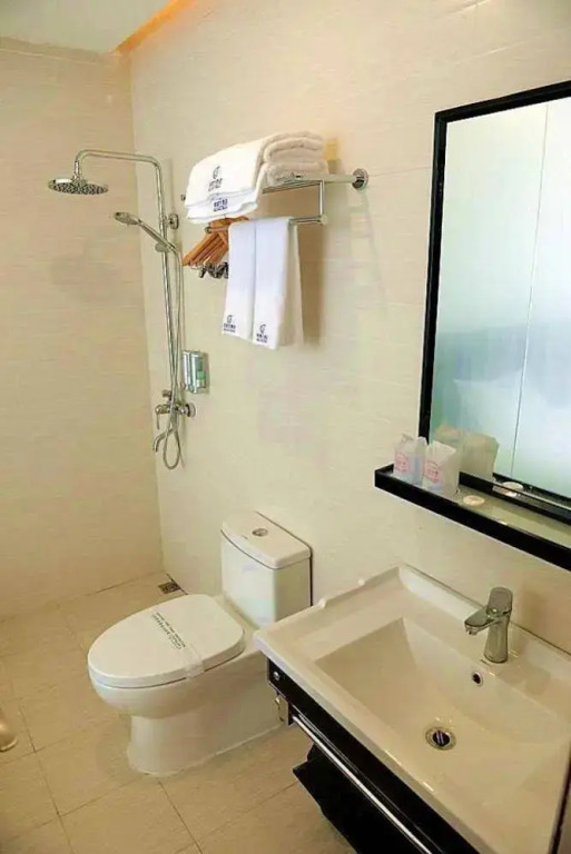 Tiecheng Hotel