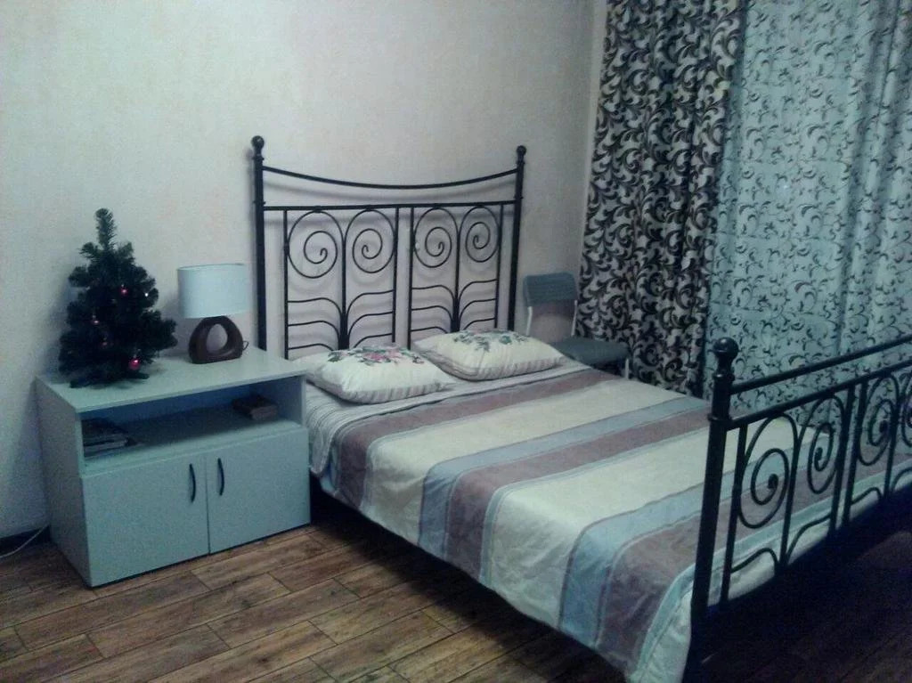 Philisa Na Dybenko 24/1