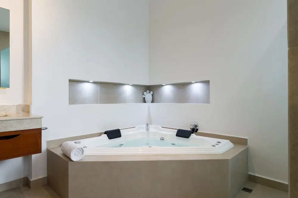 Casa Ave Luxury & Resort by Olahola