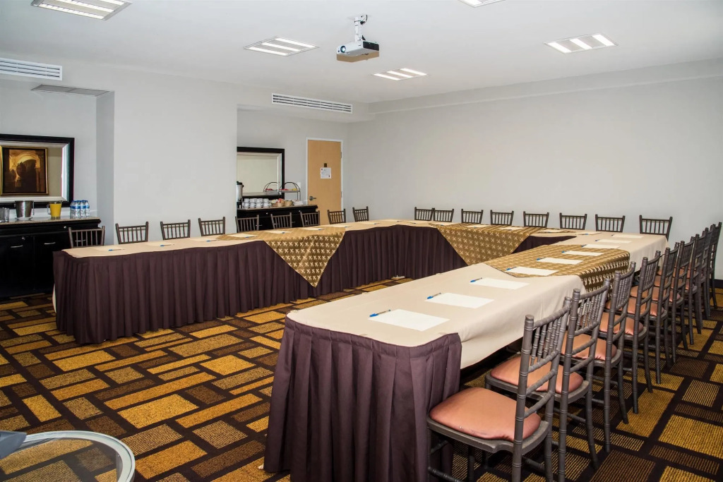 Best Western PLUS Monterrey Airport