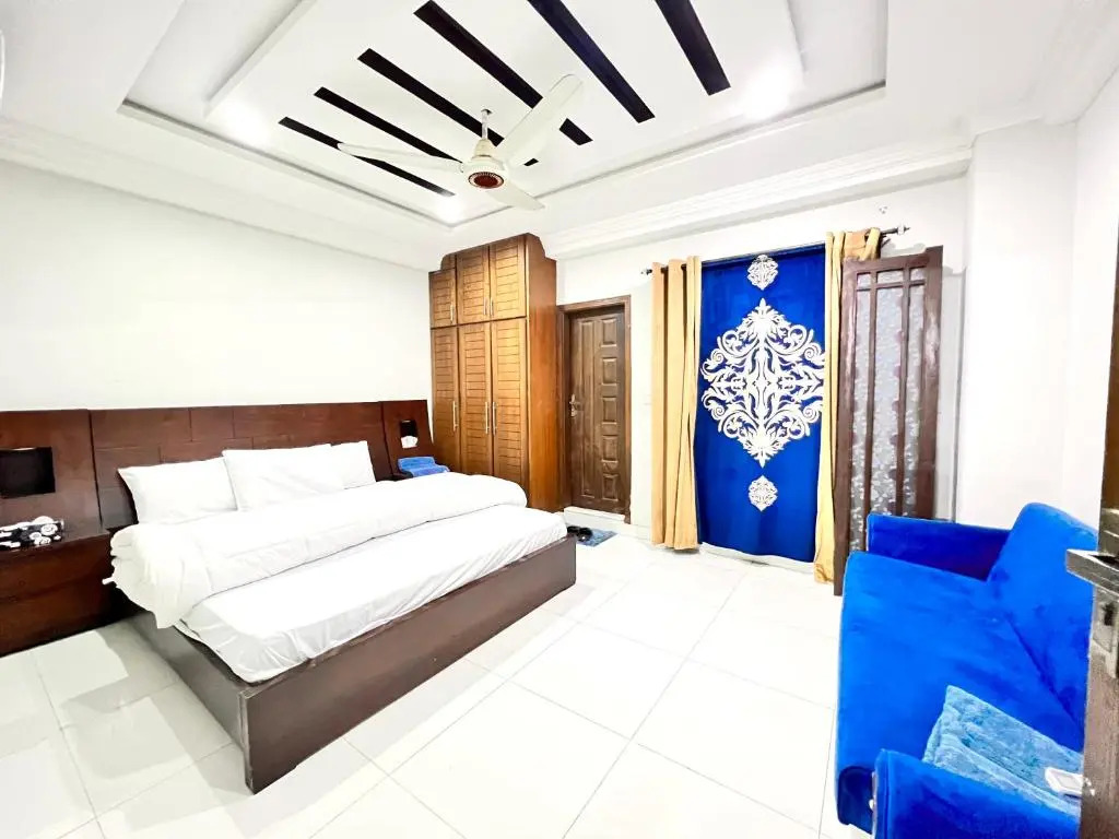 LUXURY EXECUTIVE 2Bedroom Apartment Convenient and NICE LOCATION