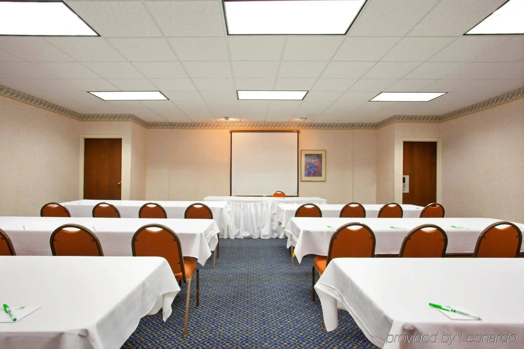 Holiday Inn Rockford I-90&Rt 20 State St by IHG