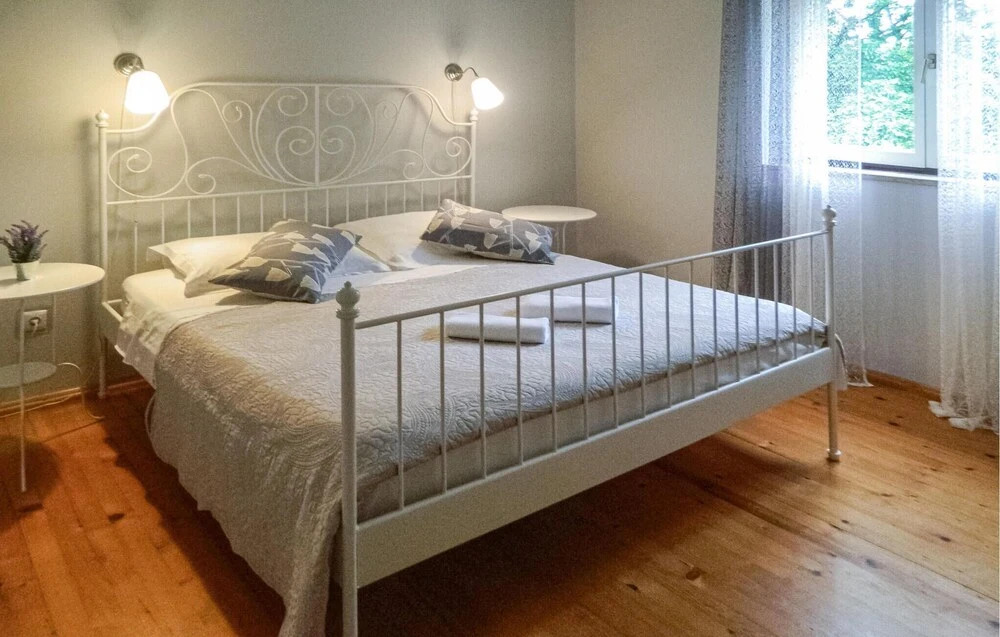 Amazing Apartment in Susnjici With Wifi and 3 Bedrooms