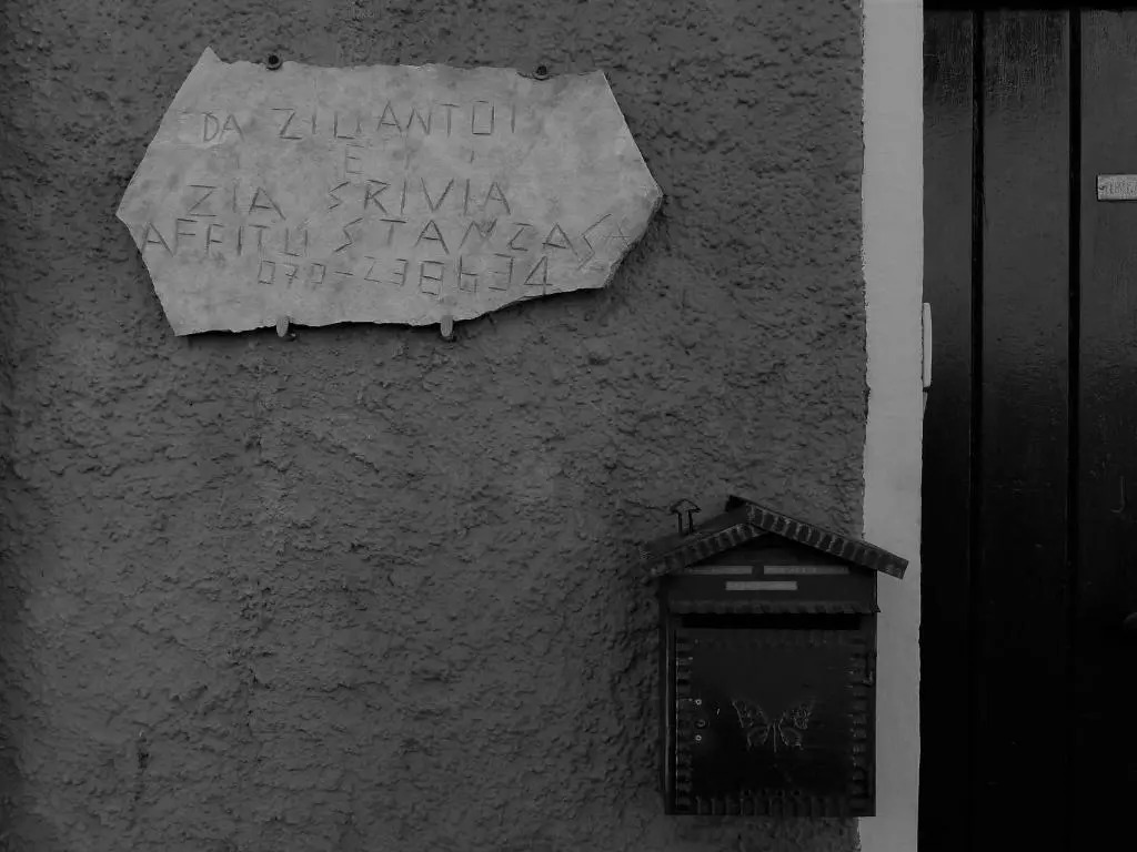 beb "Ziu Antoi e Zia Srivia"