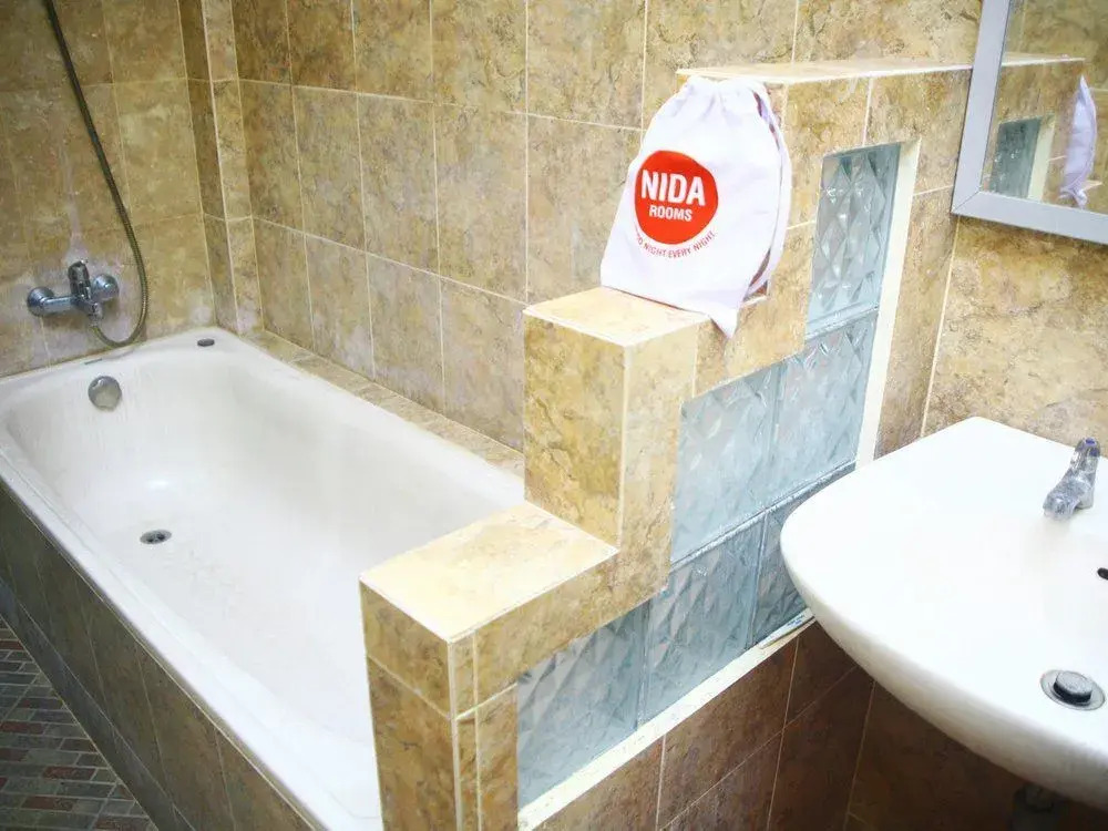 NIDA Rooms Ring Road Utara 1E