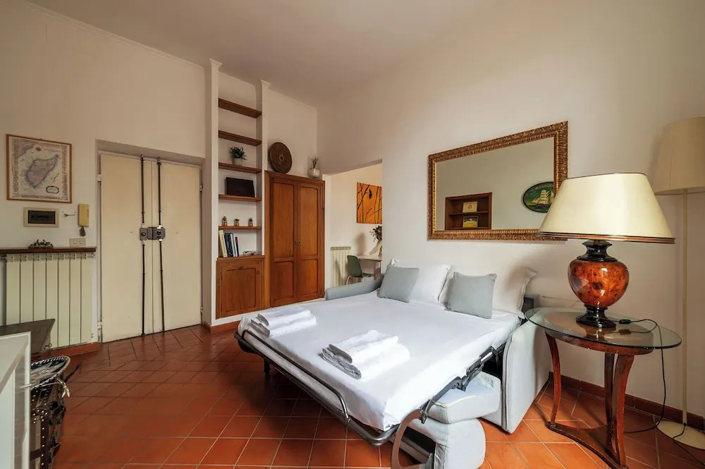 Modern Apt near Piazza di Spagna
