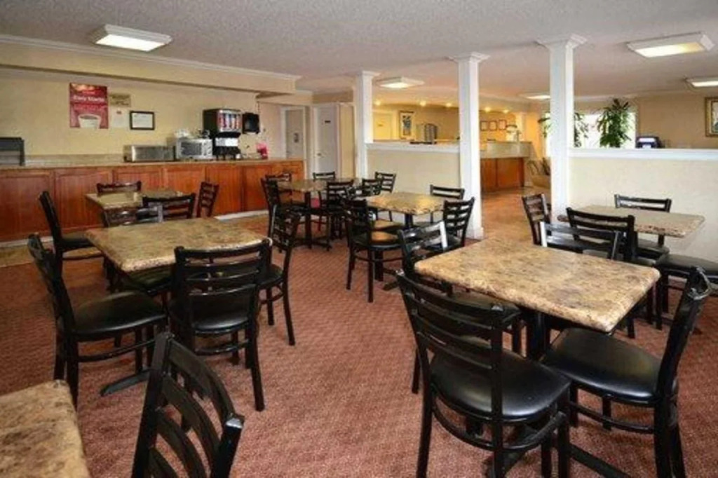 Port of Tacoma Inn