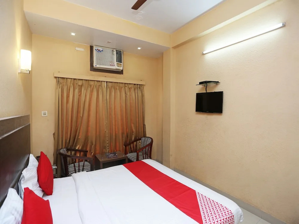 OYO 26968 Hotel Aditya International