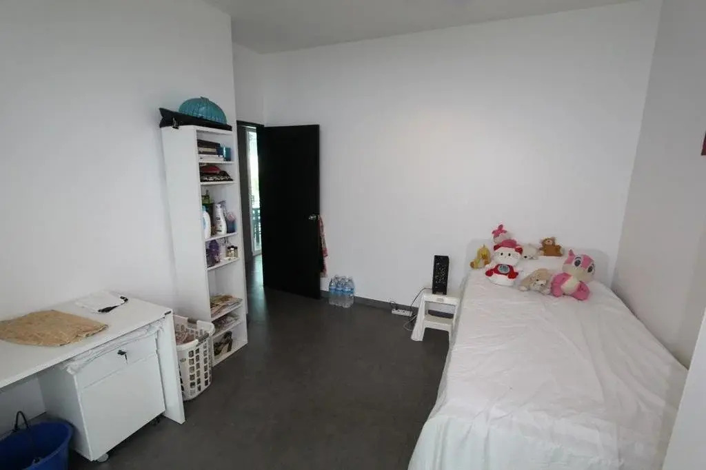 Pearl villa
