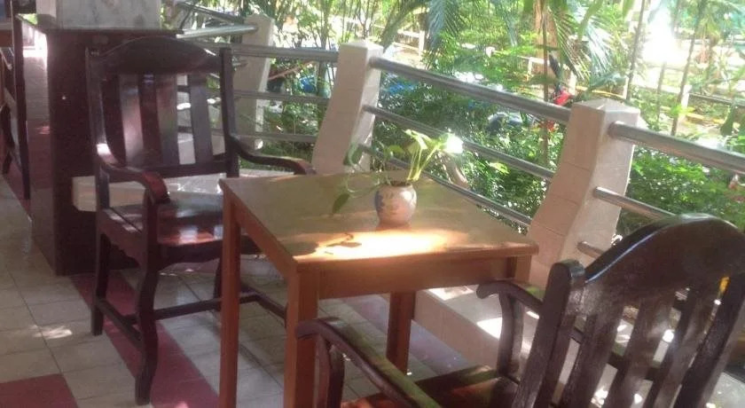 Coconut House Chaweng Hostel