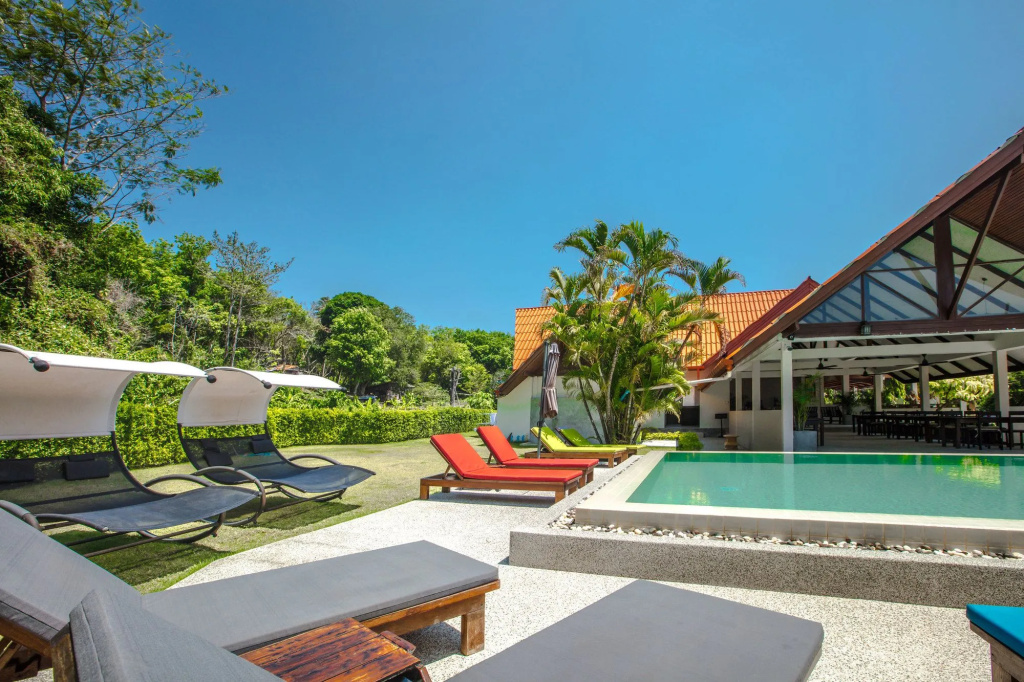 Naiharn Beach Resort - SHA Plus Extra