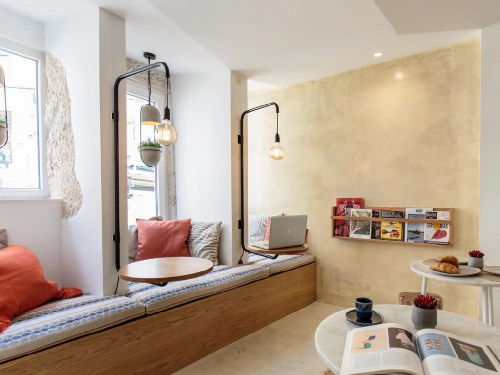 Dear Lisbon Living House