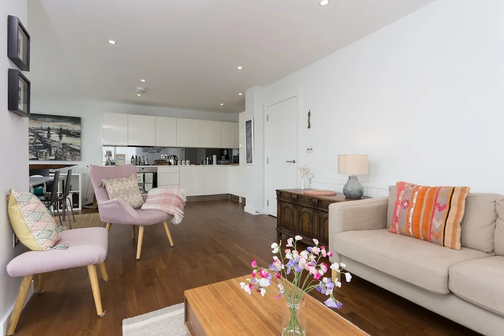 1 Bedroom Riverside Flat in Greenwich