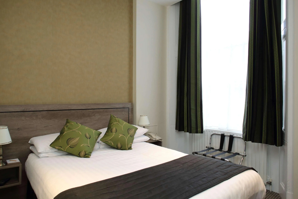 Kensington Gardens Hotel