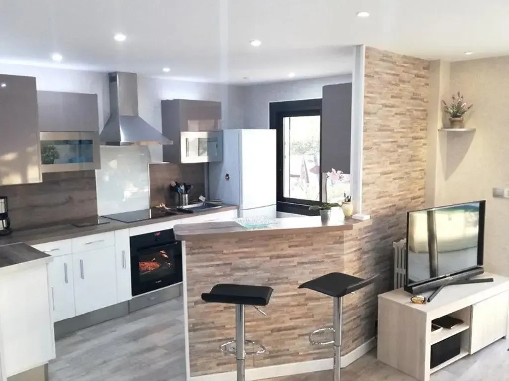 Appartement Six-Fours-les-Plages, 2 pièces, 4 personnes - FR-1-316-174