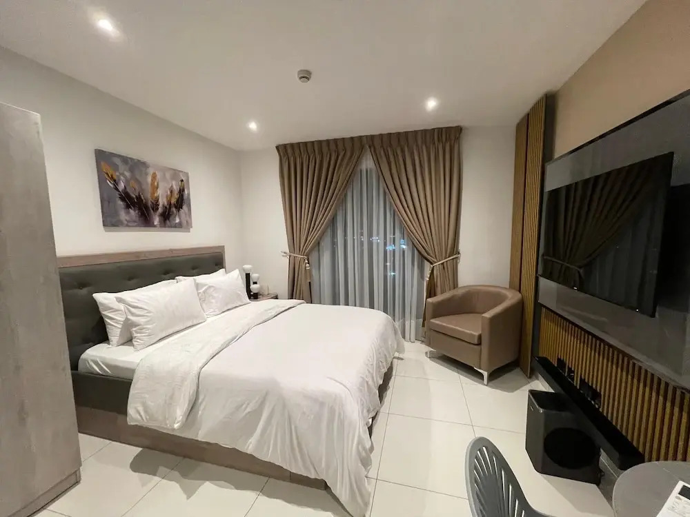 Meraki Homes at Loxwood House