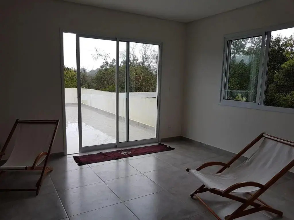 Bertioga, Praia Guaratuba, Costa do Sol - Ampla casa, nova, 4 suítes c/piscina