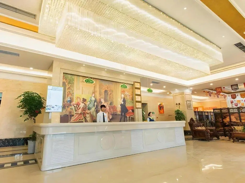 Vienna Hotel (Chengdu Xinfan Furniture City)