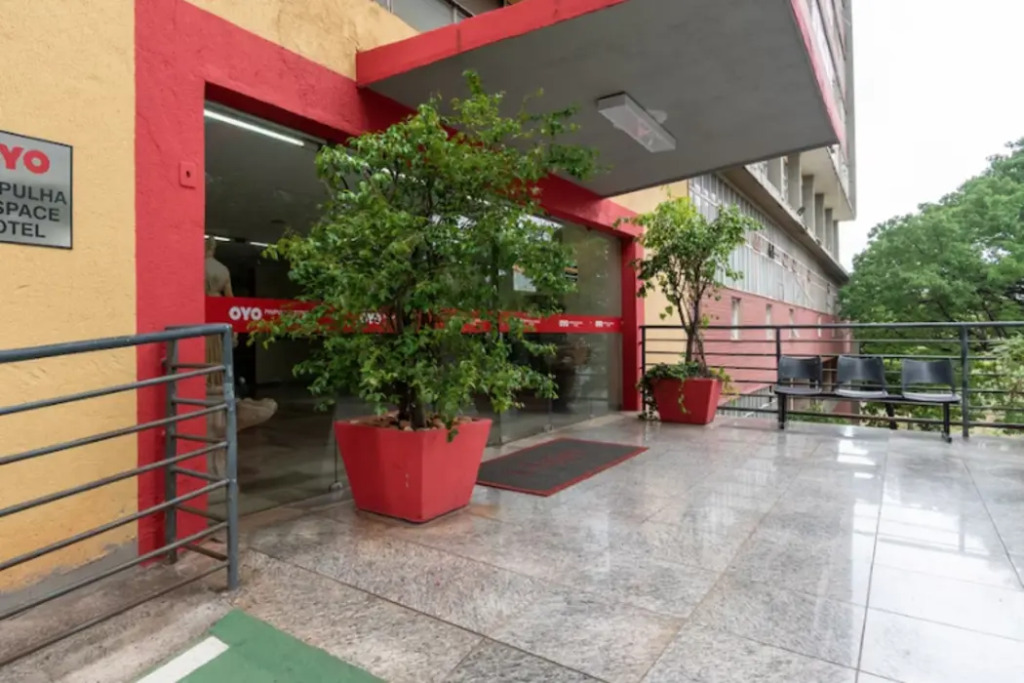 OYO Hotel LEspace - Jaraguá Belo Horizonte