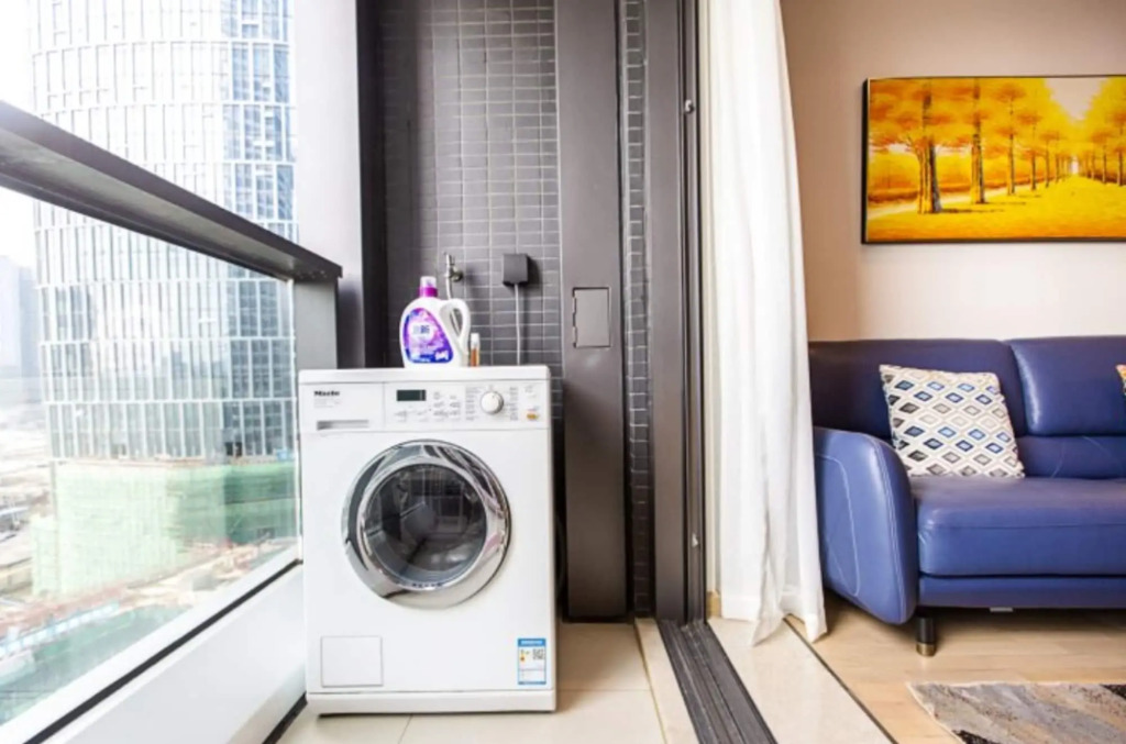 Shengang Apartment Zhuoyue Qianhai