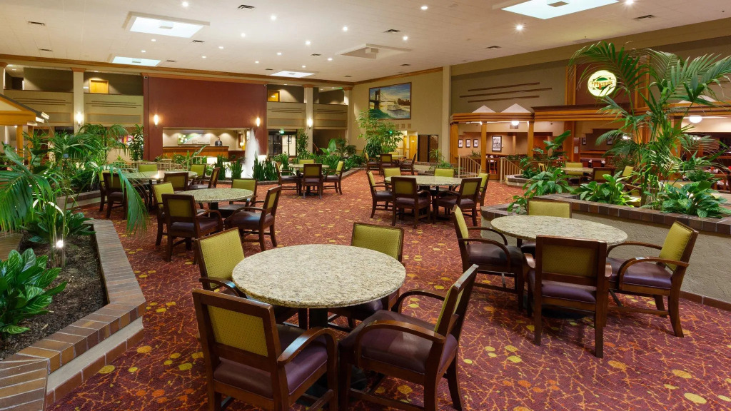 Holiday Inn Cincinnati Airport by IHG