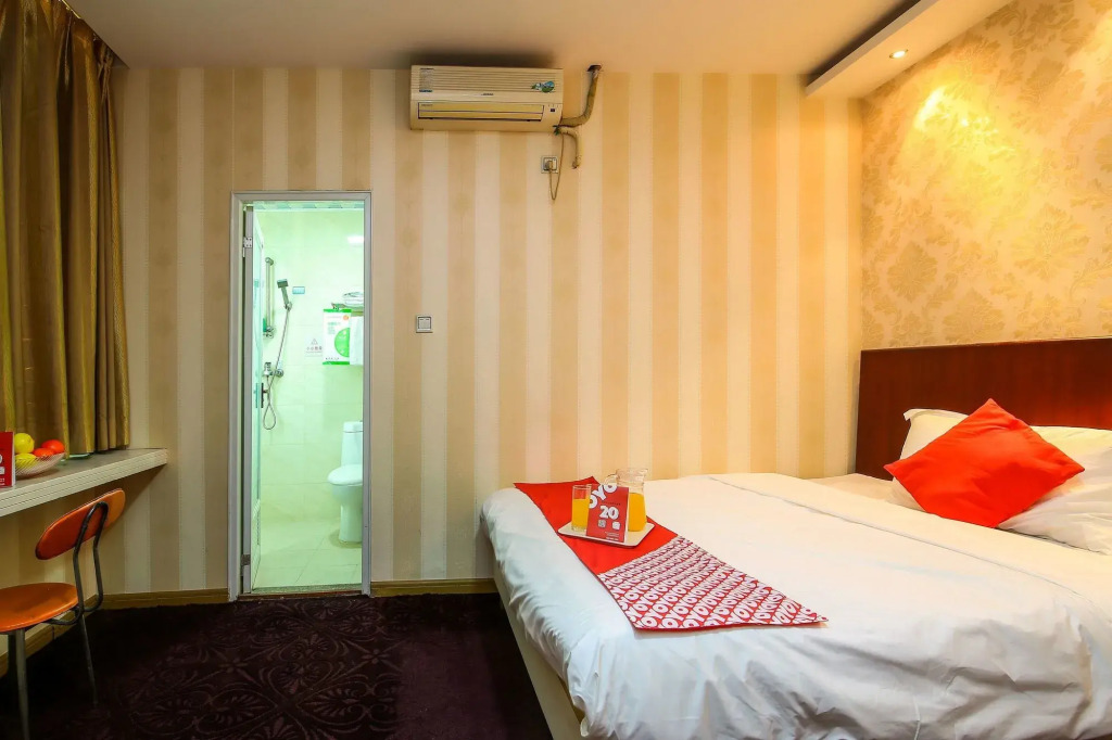 LanTu Hotel (Shenzhen Hongfa World)