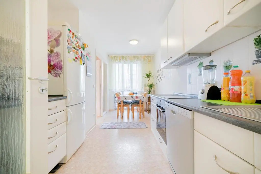 Id 6851 | Private Apartment