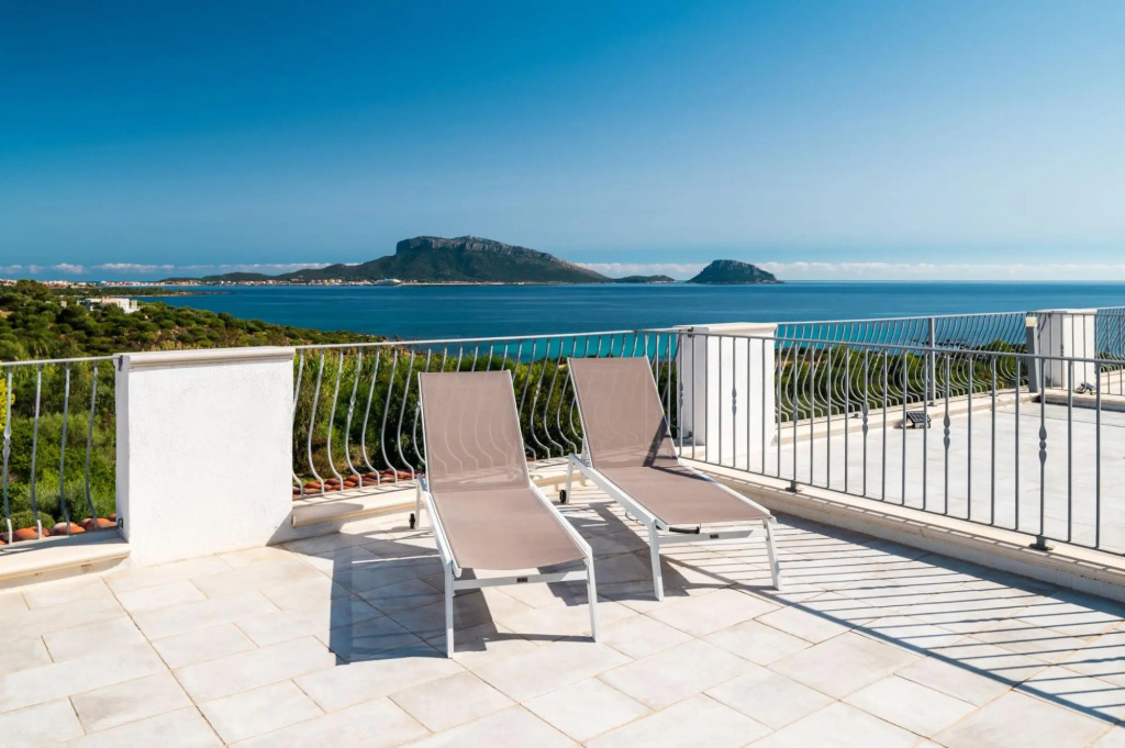 Apartment with 1 bedroom, 1 bathroom, living room divided between the dining area with open kitchen-LE DUE DUNE