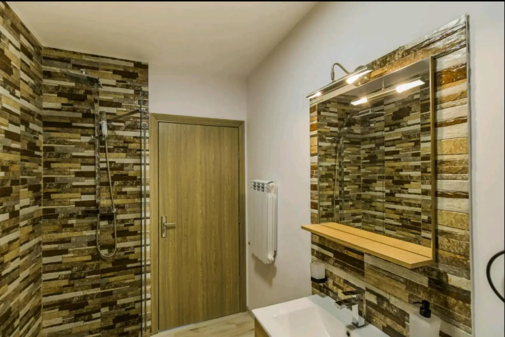 Apartament Andra
