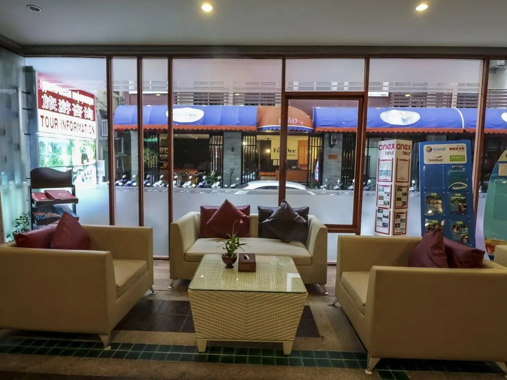 NIDA Rooms Patong 198 Phang Drive