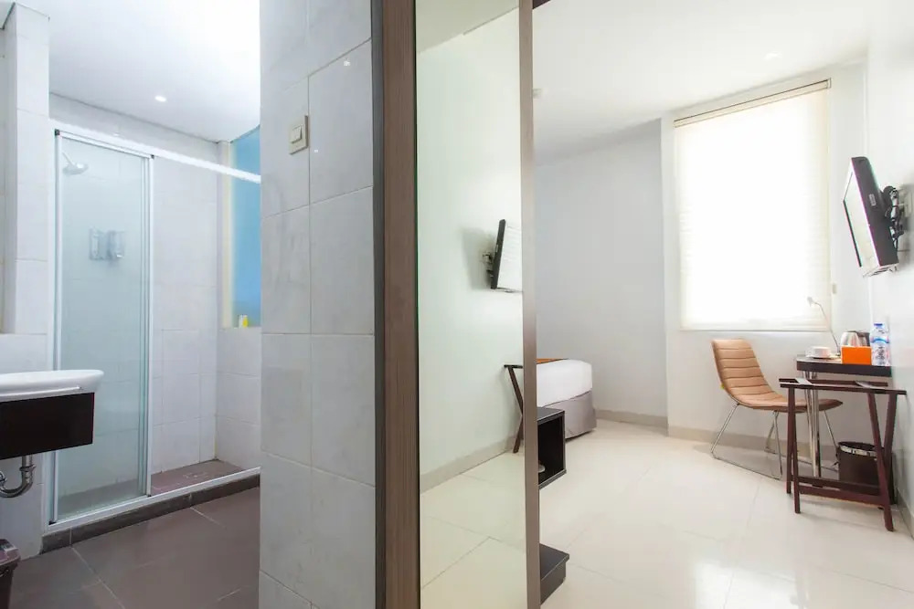 ZEN Rooms Cengkareng