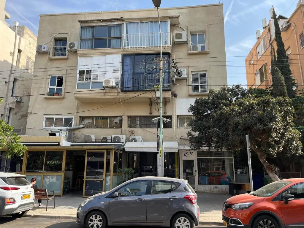 Design Apartments by the Beach in TLV