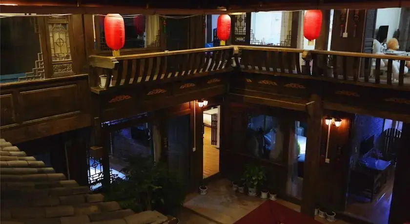 Lijiang Liujin Suiyue Inn