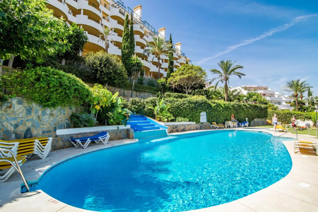 SAA2- comfortable apartment Puerto banus