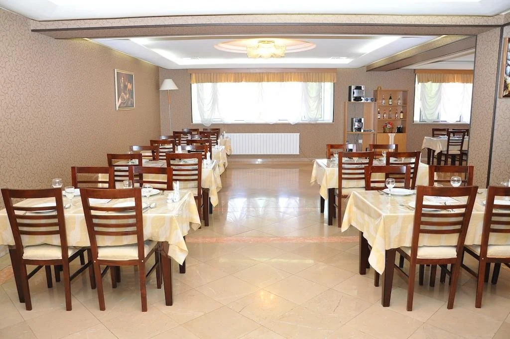 Avtovagzal Hotel