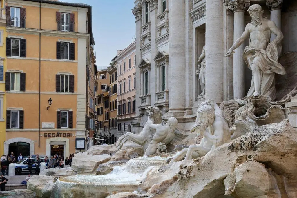 Delfini Trevi House