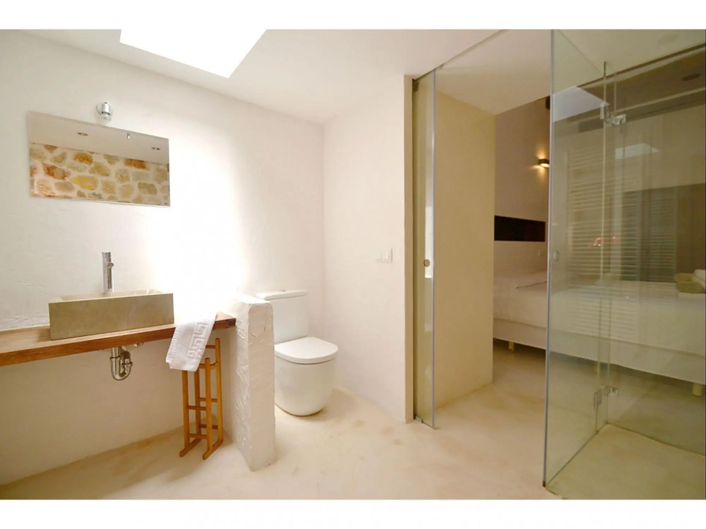 Luxuriously renovated Mallorcan country house for 10 pax