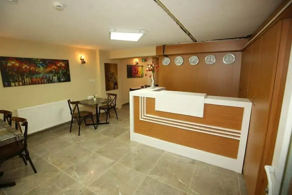 Yues Hotel